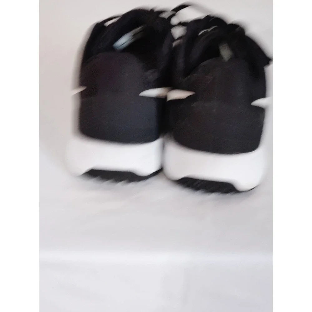Nike Varsity Compete TR 3 Men 14 Black Gray Knit Training Athletic Sneakers EUC